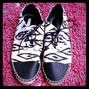 Cynthia Vincent Cowhide & Leather Esp. NWOT